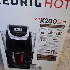 Brand New Keurig Machine 2.0 K200 Plus